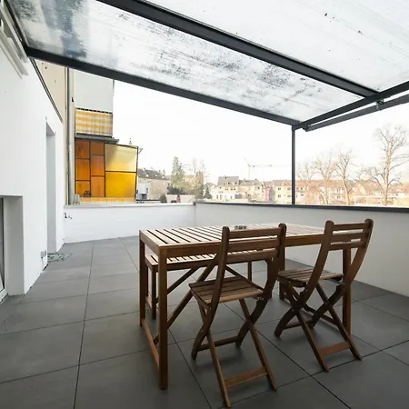 Apartment Favoritestays - 5 Person - Washing Machine - Parking *