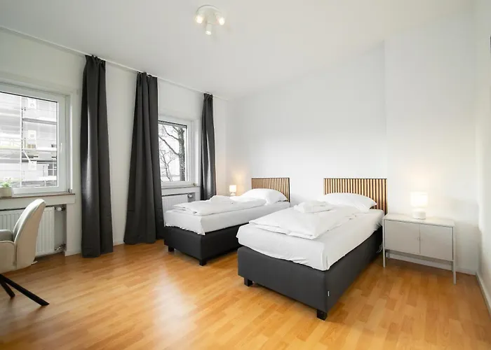 Favoritestays - 5 Person - Washing Machine - Parking Апартаменты