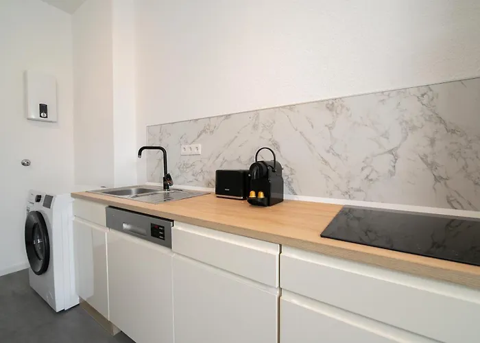 Favoritestays - 5 Person - Washing Machine - Parking דירה Mönchengladbach