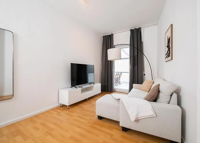 Апартаменты Favoritestays - 5 Person - Washing Machine - Parking Мёнхен-Гладбах